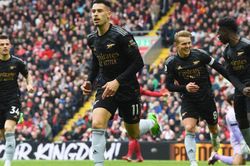 ĐIỂM NHẤN Liverpool 2-2 Arsenal: Nóng bỏng cuộc đua vô địch