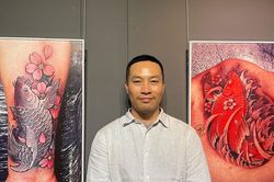 Trung Tadashi 'làm xiếc' với nghệ thuật xăm hình