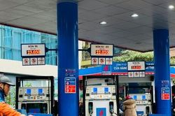 Doanh nghiệp xăng dầu lại kêu bị cắt chiết khấu: Đề nghị đối thoại với Bộ Công Thương