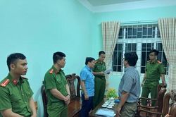Phê chuẩn khởi tố Hiệu trưởng trường THPT về hành vi 'Tham ô tài sản'