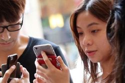 TikTok đột ngột biến mất và những thay đổi trong cuộc sống của giới trẻ Hong Kong