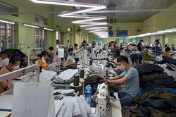Doanh nghiệp dệt may tái cơ cấu, chủ động vượt khó