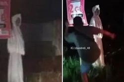 Đóng giả làm ma để dọa người đi đường, không ngờ bị đá ngã lăn và bắt lên đồn