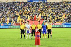 Bóng đá Việt Nam ngày 11/4: VFF yêu cầu cử trọng tài đủ năng lực bắt V-League