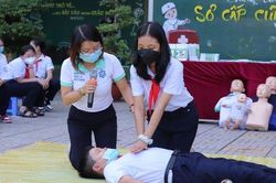 Hướng dẫn sơ cấp cứu ban đầu trong trường học