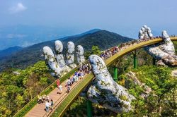 Du lịch được kỳ vọng là động lực tăng trưởng trong quý II