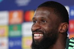 Trước đại chiến, Rudiger chê bai sức mạnh của Chelsea