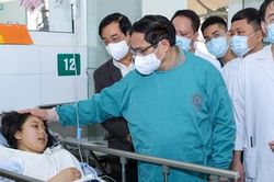 Thủ tướng Phạm Minh Chính kiểm tra đột xuất các bệnh viện lớn tại Hà Nội