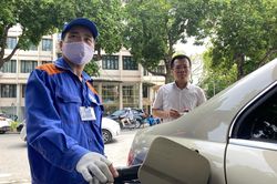 Tăng hơn 1.000 đồng mỗi lít, xăng RON95-III vượt 24.200 đồng