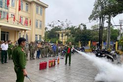 Trang bị kiến thức, kỹ năng PCCC cho đội ngũ cán bộ cơ sở phường Thanh Trì