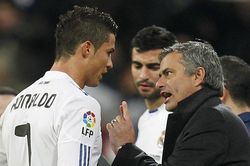 Mourinho có thể tái ngộ Ronaldo