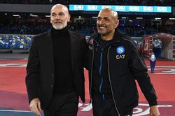 Milan vs Napoli: Pioli thay đổi vận mệnh trước Spalletti