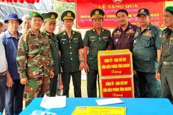 An Giang: Nhiều hoạt động thăm, chúc mừng và tặng quà dịp Tết cổ truyền Chol Chnam Thmay của Campuchia