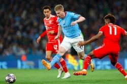 Hủy diệt Bayern 3-0, Man City chạm một tay vào bán kết Champions League