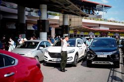 Vì sao thu phí không dừng vào sân bay vẫn chưa được triển khai?