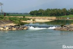 Quảng Nam đề nghị Đà Nẵng nghiên cứu, phối hợp lấy ý kiến về đắp đập tạm trên sông Quảng Huế