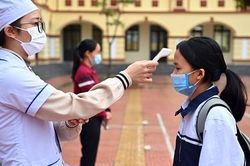 Hà Nội 'bác' thông tin 'sẵn sàng phương án dạy học trực tuyến vì COVID-19'