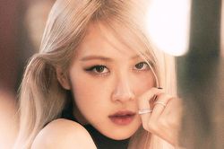 Fan giải thích tin đồn vô lý Rosé Blackpink sử dụng ma túy