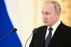 Tổng thống Nga Putin tặng danh hiệu quý cho nhà du hành vũ trụ