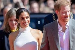 William và Kate thấy nhẹ nhõm khi Meghan không dự lễ đăng cơ