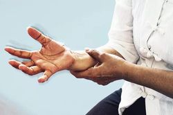 Phát hiện loại protein bất thường trong não bộ của bệnh nhân Parkinson