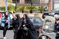 Iran sẽ tăng cường hình phạt những kẻ bạo hành phụ nữ