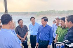 Cân nhắc việc cấp phép khai thác mỏ đá