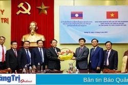 Bí thư Tỉnh ủy Lê Quang Tùng tiếp đoàn đại biểu cấp cao tỉnh Savannakhet