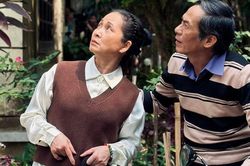 NSND Bùi Bài Bình đóng cặp với NSND Lan Hương: Từ tình yêu thời bão lửa đến đôi vợ chồng già