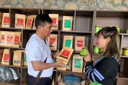 Phát triển mô hình và nguồn nhân lực du lịch canh nông