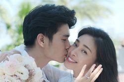 Hội 'Phi công trẻ' showbiz Việt