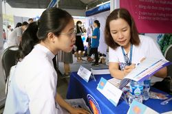 Chọn trường cho con đừng để 'mất cả chì lẫn chài'
