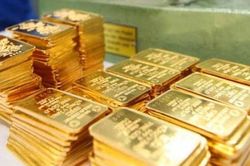 Giá vàng thế giới sắp cao nhất mọi thời đại, vàng SJC tăng chậm