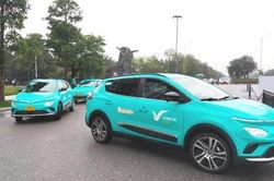 Ra mắt hãng taxi thuần điện đầu tiên tại Việt Nam