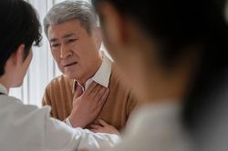 Suốt 5 năm không gặp con trai, ông bố bàng hoàng phát hiện bí mật