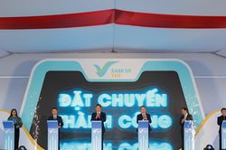 Taxi Xanh SM sẵn sàng đón khách tại Hà Nội