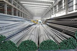 Lúa Đông Xuân cạn nguồn, giá tăng 100 - 300 đồng/kg; Giá thép trong nước lại giảm sâu
