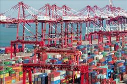Dự báo kinh tế Trung Quốc tăng trưởng khoảng 5% trong năm 2023