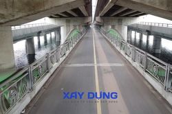 Hà Nội: Cảnh 'đìu hiu' trên cầu vòm thép vượt hồ Linh Đàm