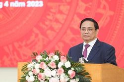 Thủ tướng: Tập trung đào tạo nguồn nhân lực nghiên cứu cơ bản để có thể 'đi sau, về trước'