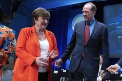 IMF, World Bank dành lời khen cho sự phục hồi kinh tế của Trung Quốc