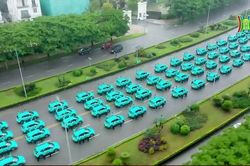 Dịch vụ taxi điện đầu tiên tại Việt Nam