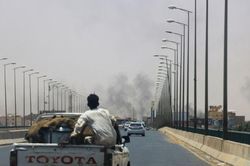 Tình hình Sudan: Hàng trăm người thương vong, quân đội tuyên bố không thỏa hiệp với RSF