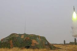 Trung Quốc thử nghiệm thành công công nghệ đánh chặn tên lửa trên đất liền