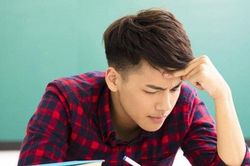 'Bố mẹ ơi, nếu con trượt tốt nghiệp cấp 3 thì sao': Câu trả lời của người bố được cư dân mạng khen nức nở