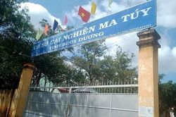 9 học viên bỏ trốn khỏi cơ sở cai nghiện ma túy, cướp điện thoại người đi đường