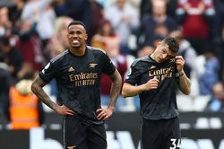 Quả penalty hỏng phơi bày bản lĩnh Arsenal