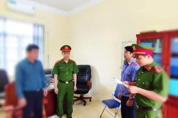 Hòa Bình: Bắt hiệu trưởng có hành vi dâm ô học sinh lớp 9