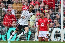 Antony tỏa sáng khi ghi bàn, kiến tạo giúp Man United vượt khó