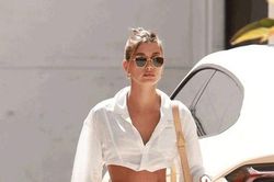 Kiểu áo giúp bạn trẻ ra ít nhất 5 tuổi